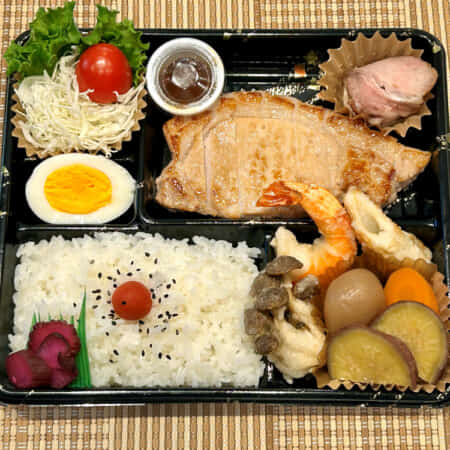 ロースステーキ弁当｜札幌市白石区でベイクドポークのテイクアウト・デリバリーなら詩の屋